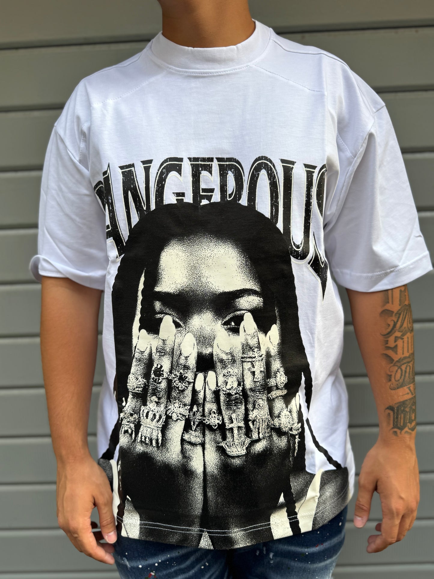 T-SHIRT DANGEROUS